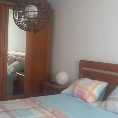 Charneca Guest House