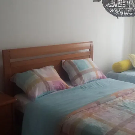 Charneca Guest House