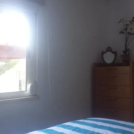 Charneca Guest House Semesterbostad