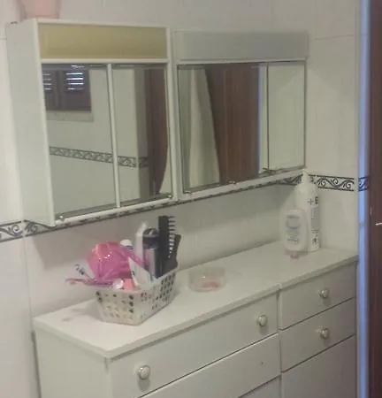 Charneca Guest House