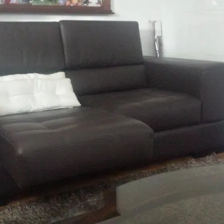Charneca Guest House *